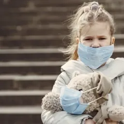 Почему дети болеют весной