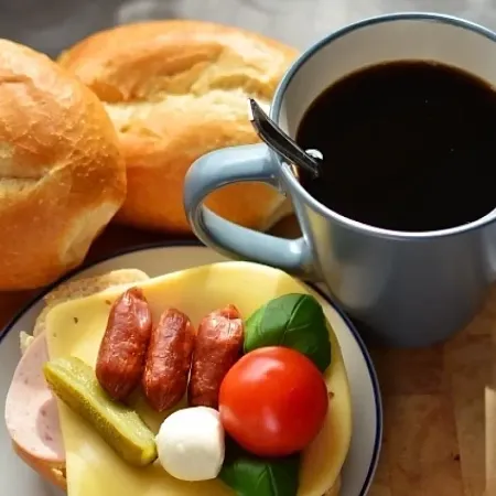 Отсутствие аппетита по утрам