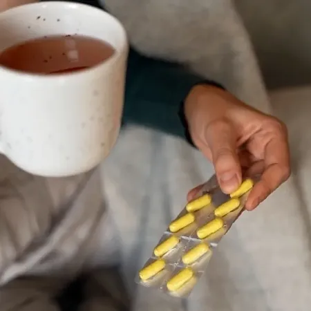 Запивание лекарств водой