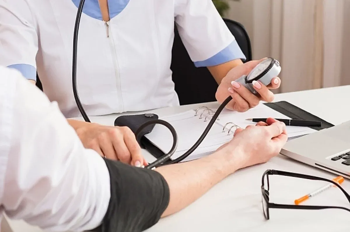 Контроль давления и профилактика инсульта