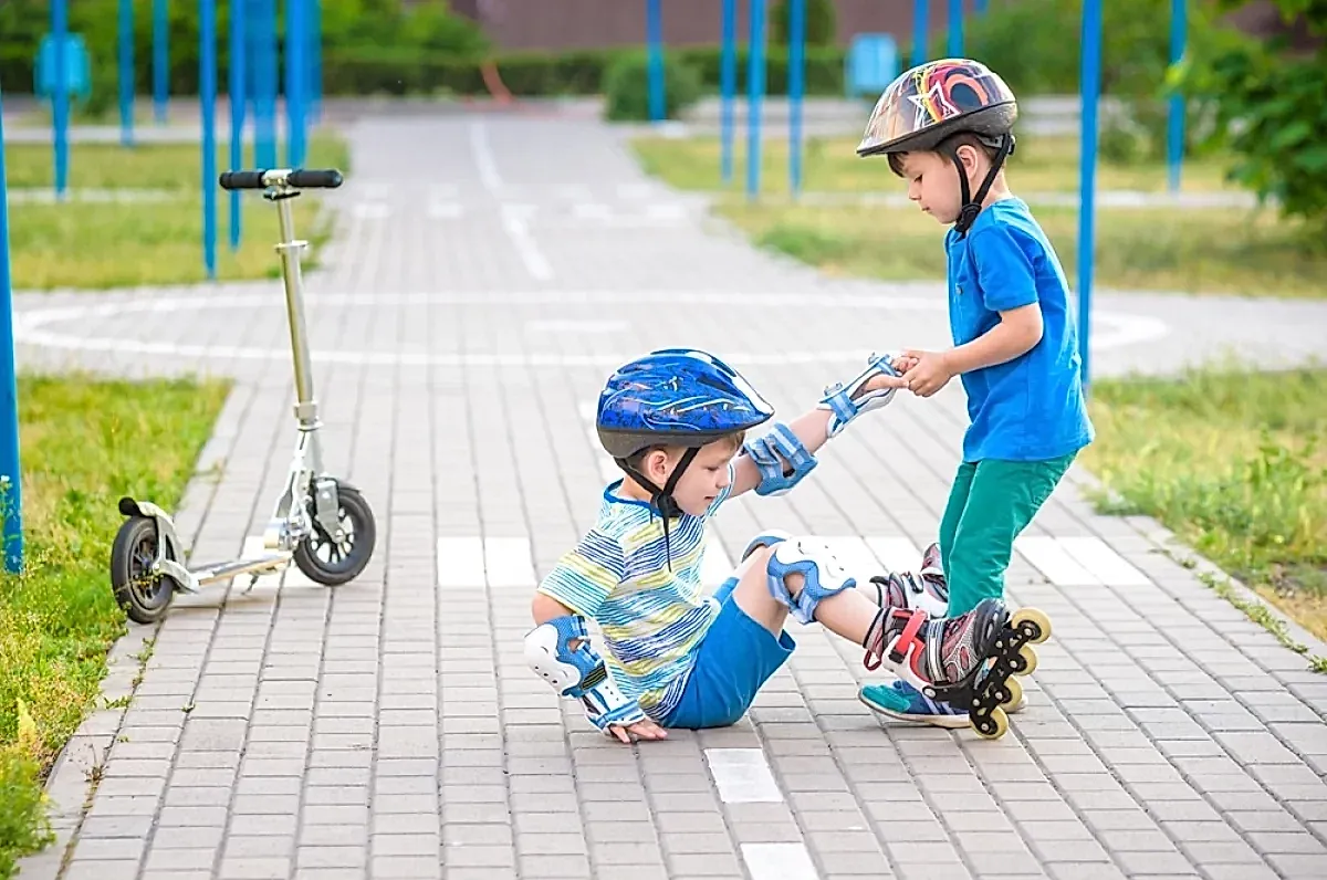 Боль в копчике у ребенка: причины, помощь, профилактика