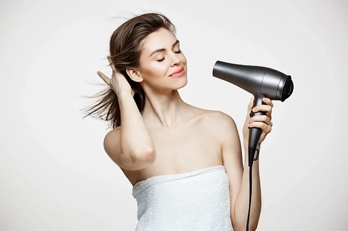 Правильная сушка волос феном: советы трихолога