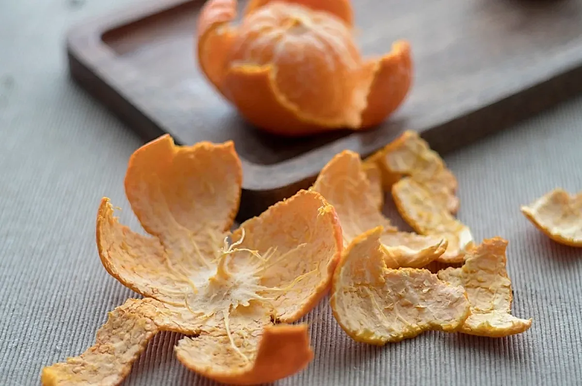 Польза и осторожность мандариновой кожуры